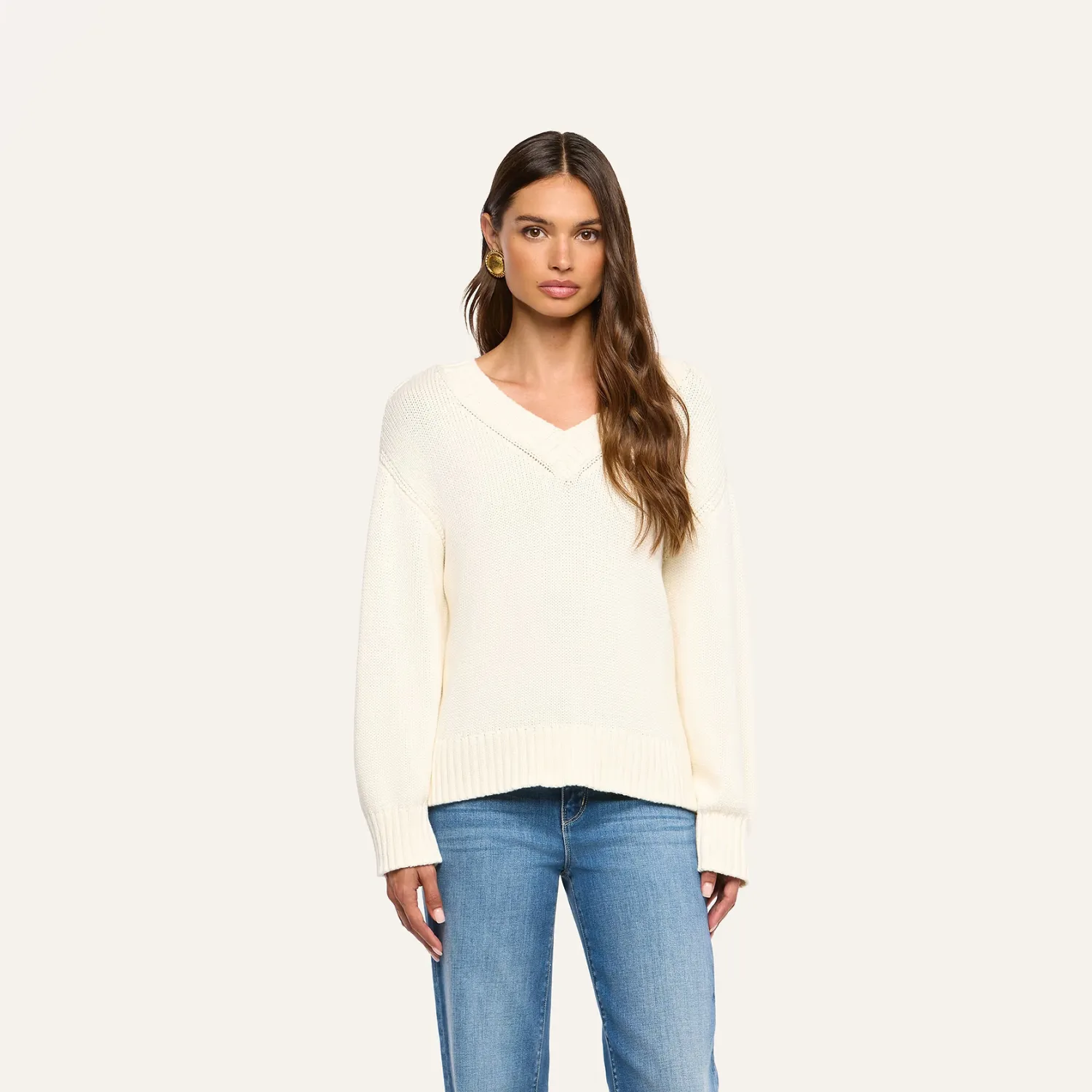 PAXTON OVERSIZED V-NECK PULLOVER, Color: IVORY, Size: XS