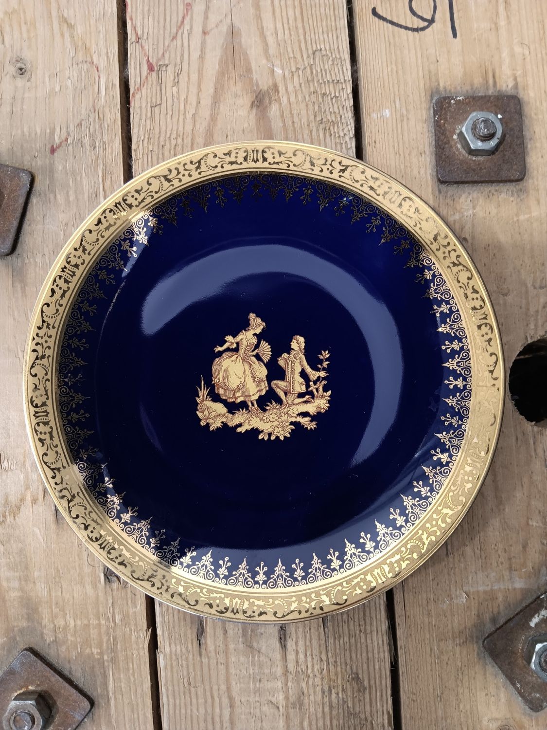 Limoge Plate Courting