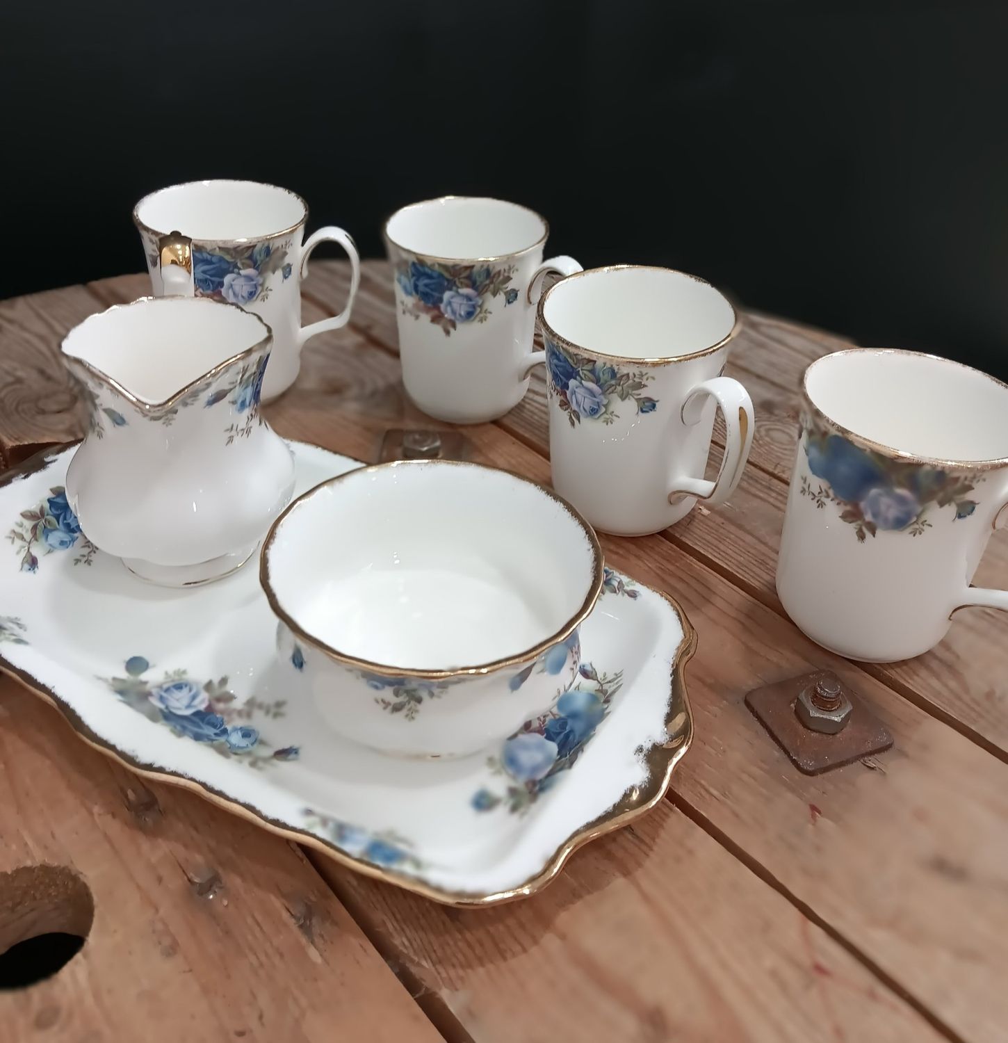 Royal Albert Moonlight Rose