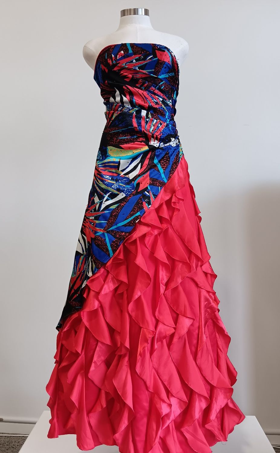 Ballgown - colourful Spanish flair