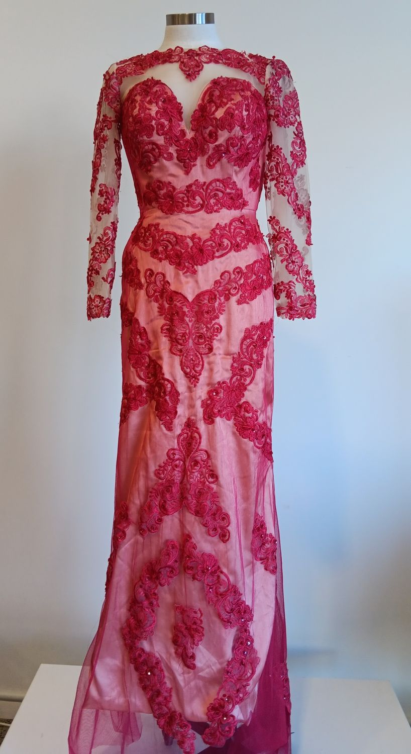 Ballgown: Extraordinary Elegance size 12