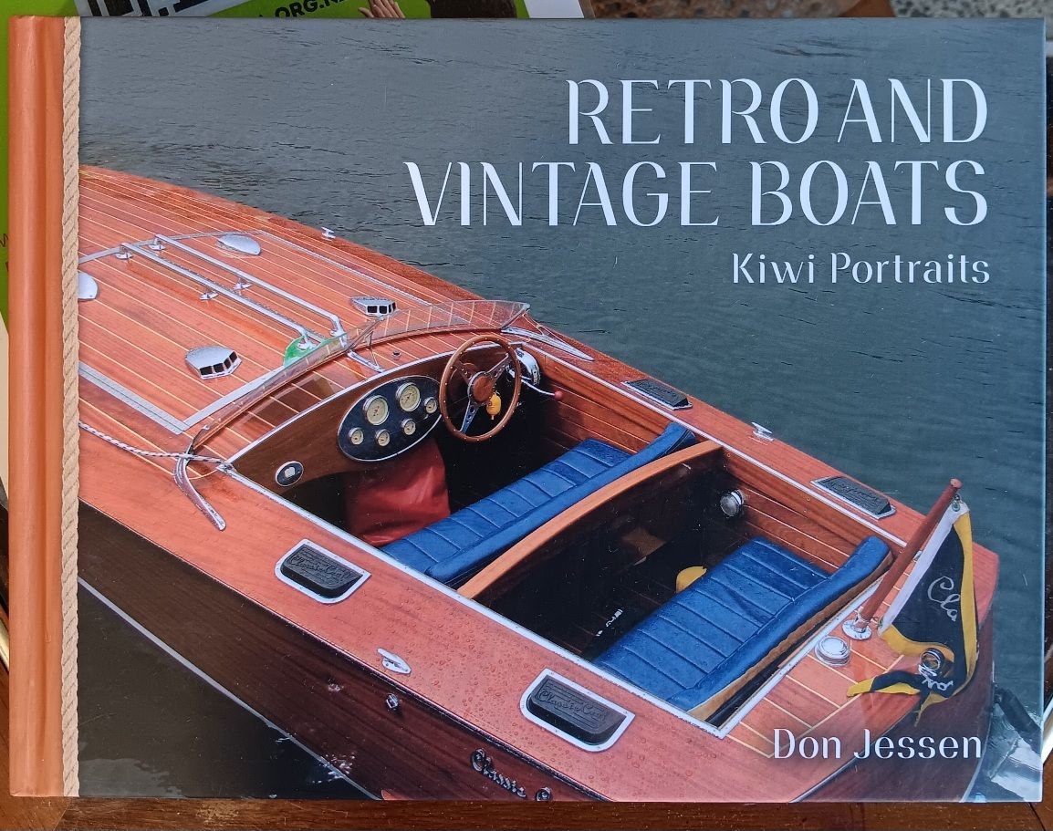 Retro and Vintage Boats Book