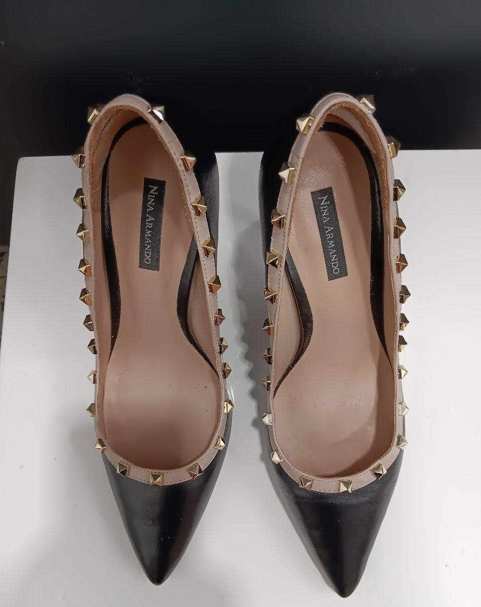 Shoes: Nina Armando Black with studs Size 38