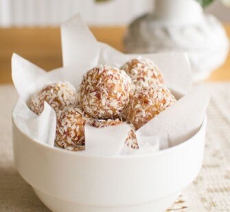 Apricot &amp; Cranberry Bliss Balls (8Pack) (Vegan)
