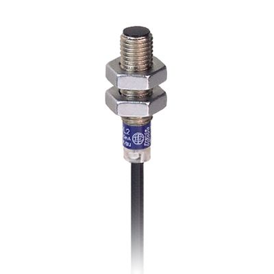 Sensor inductivo XS6 M8 – C 50 mm – inoxidable – Sn 2,5mm – 12..48 VCC