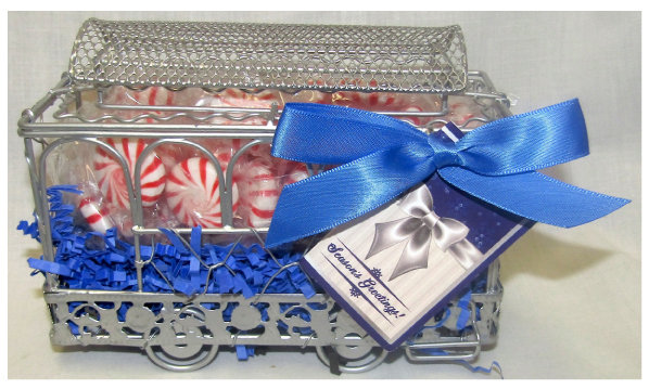 Winter Wire Train Box Car Filled with Starlight Peppermints (40 Pieces)