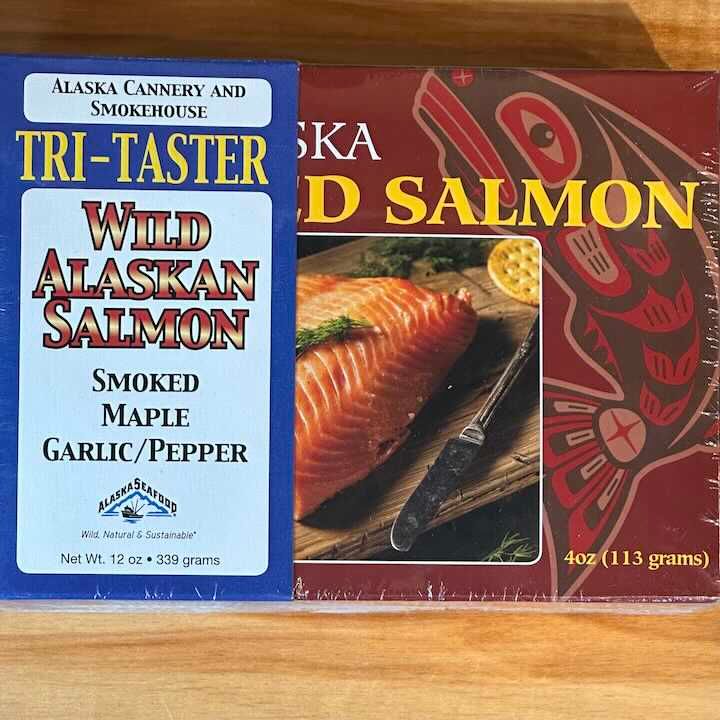 Salmon Salmon, Size: Salmon Tritaster