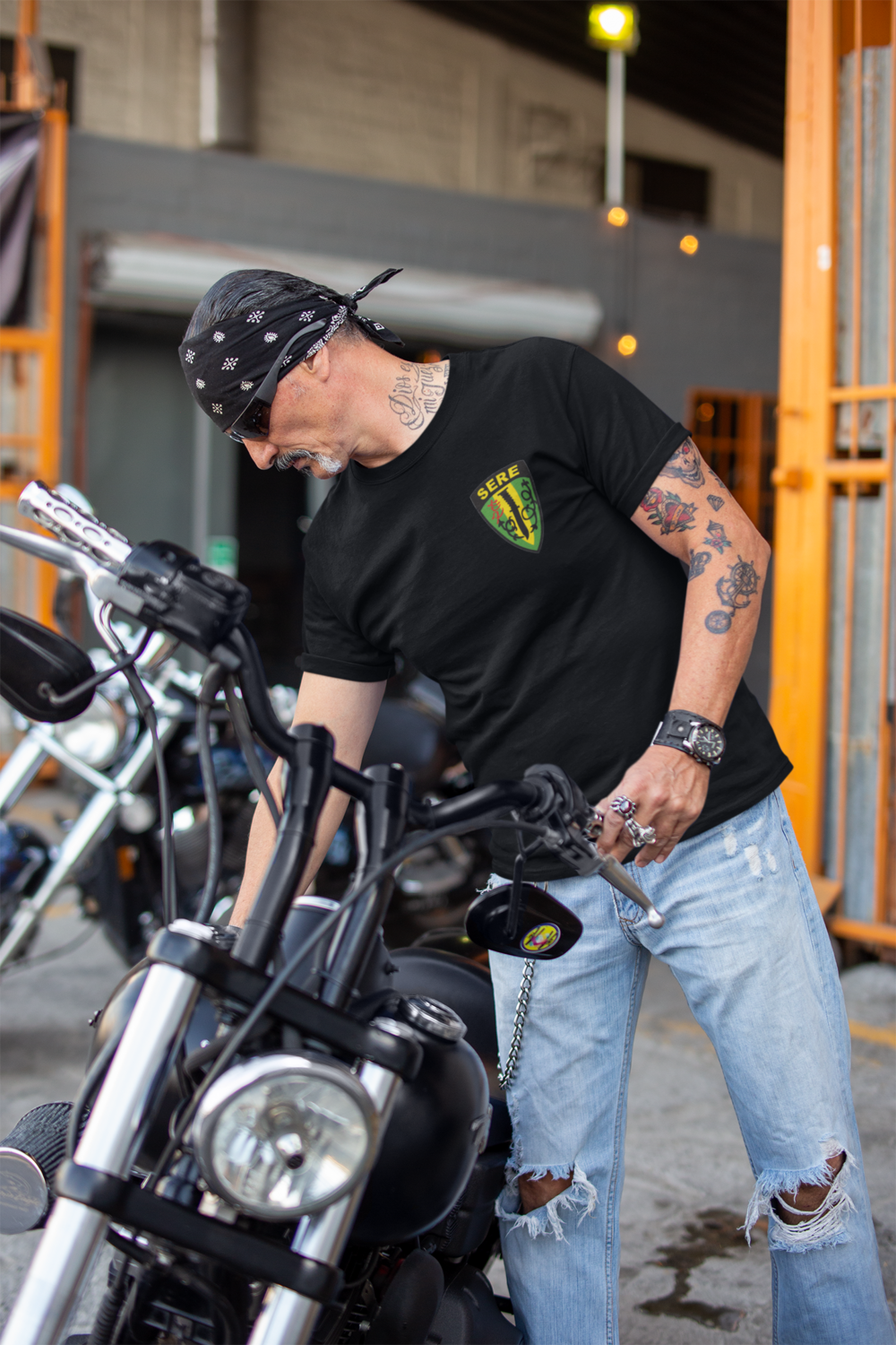 Short-Sleeve Unisex SERE shirt