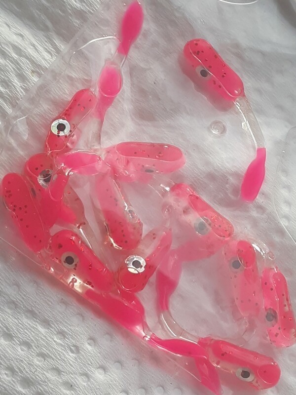 1.5&quot; Crappie killer Jr trio Florescent pink &amp; clear &amp; Florescent pink &amp; red flake dipped 12 per pack