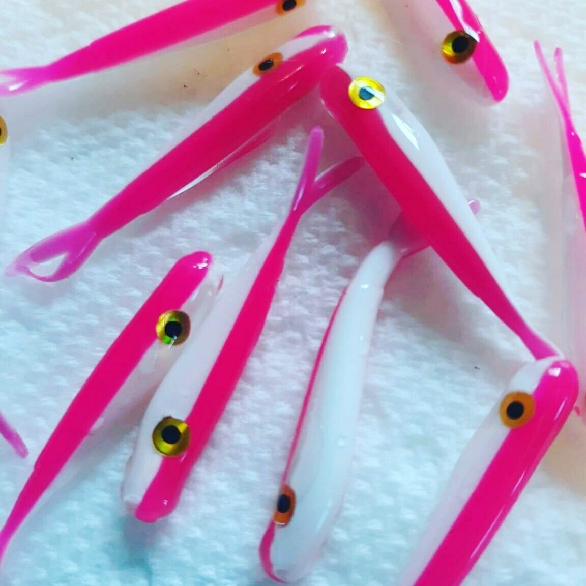 1.5&quot; Baby fluke 10pk Hot pink assassin