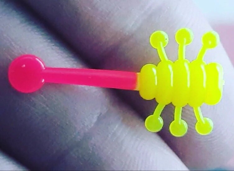 1&quot; Splatter bug
Chartreuse &amp; Hot pink 
14 per pack