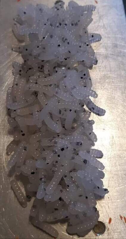 .5&quot; Goldenrod grubs 15 per pack