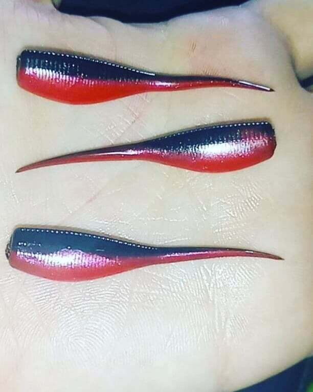 2&quot; Black &amp; red stinger shad 12 pack