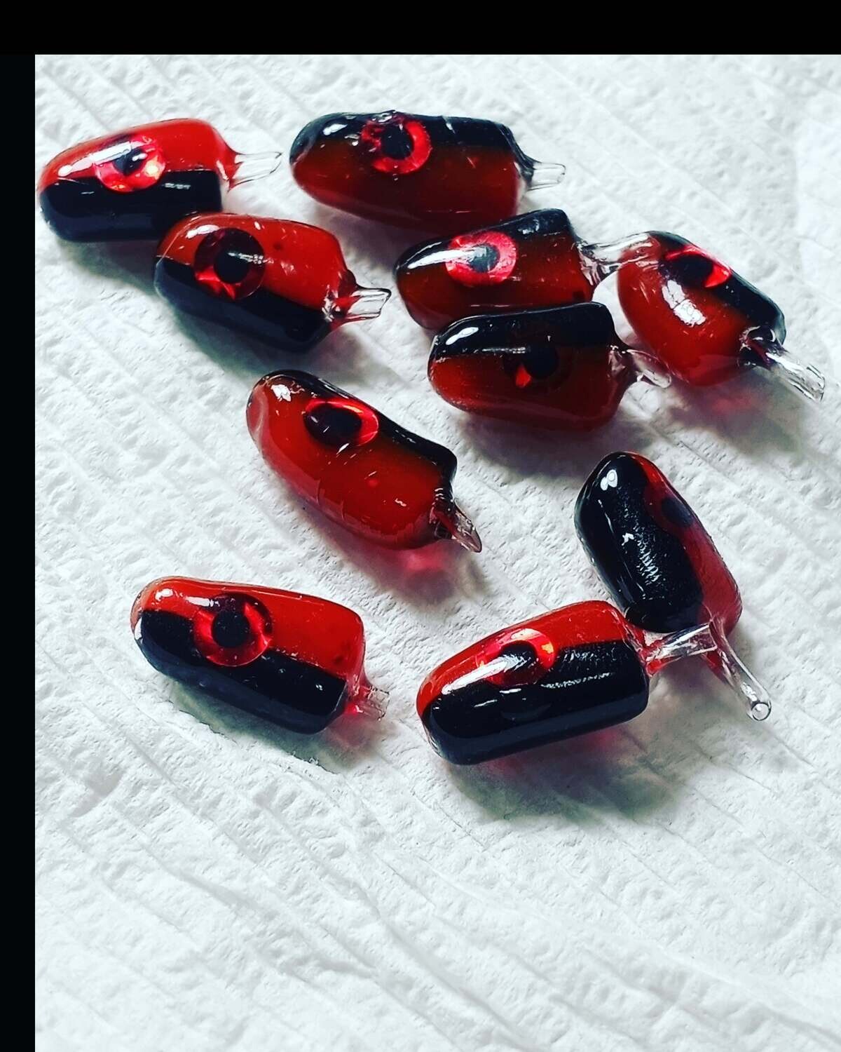 Black &amp; Red minnow heads