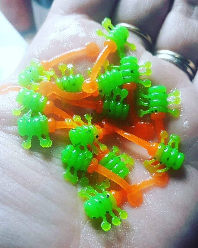 1&quot; Splatter bug 
Lime &amp; Orange 
14 per pack