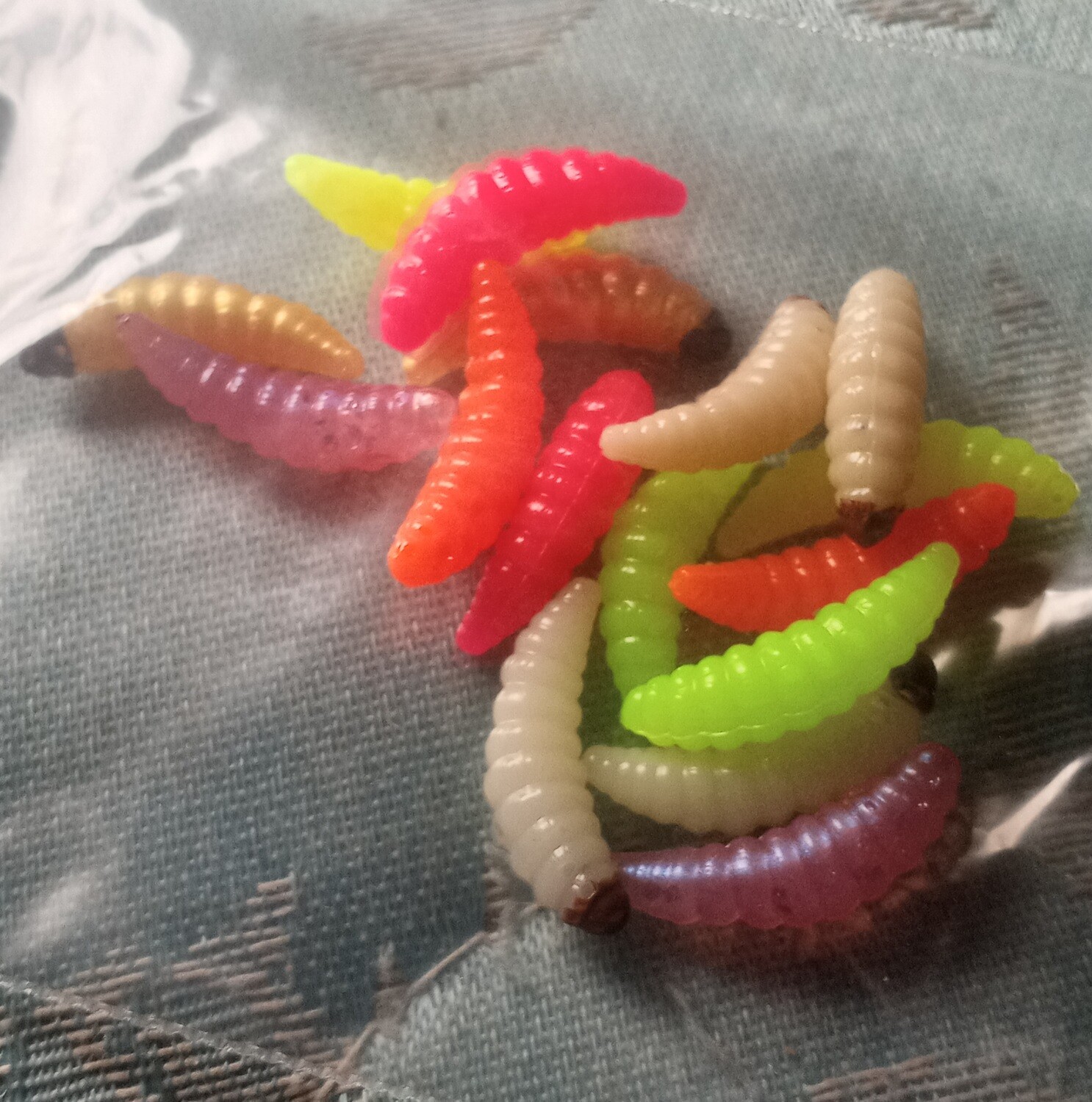 16- 7/8&quot; Waxworms assortment