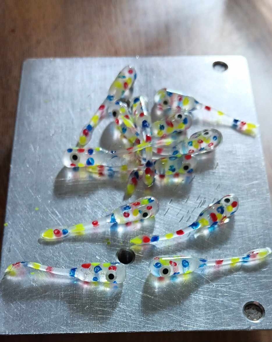 1.5&quot; Crappie killer  wonder bread white glo 12 per pack