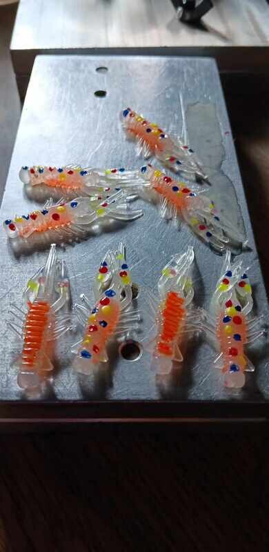 1.5&quot; Crappie claws crawfish 
Wonder bread white glo 
8 per pack