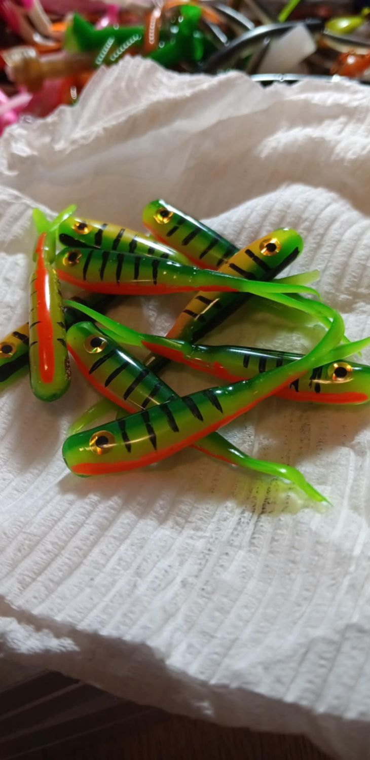 2 1/4&quot; Mad hoppin minnows 
10 per pack