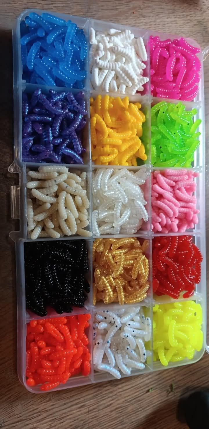 .5&quot; Goldenrod grubs  1800 per kit 120 per color