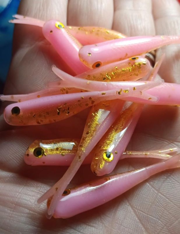 2&quot; Crappie minnow  10 per pack  Bubblegum &amp; gold
