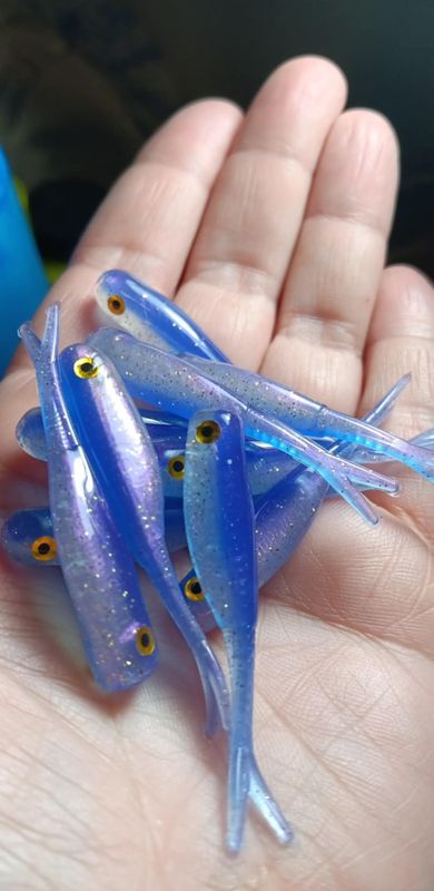 2&quot; Crappie minnow  10 per pack  Purple/blue &amp; violet pearl gold flake