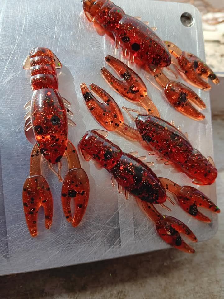 Sweet Strawberry honey   1.5&quot; Ned craw   20 per pack