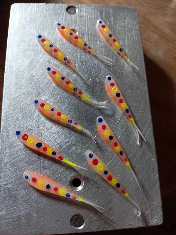 1.5" Baby fluke   wonder bread white glo 10 per pack Hand painted