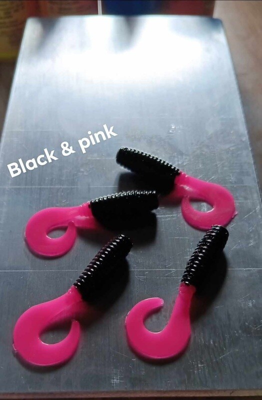 2" Wiggle tail twisters  16 per pack Black Hot pink 💗