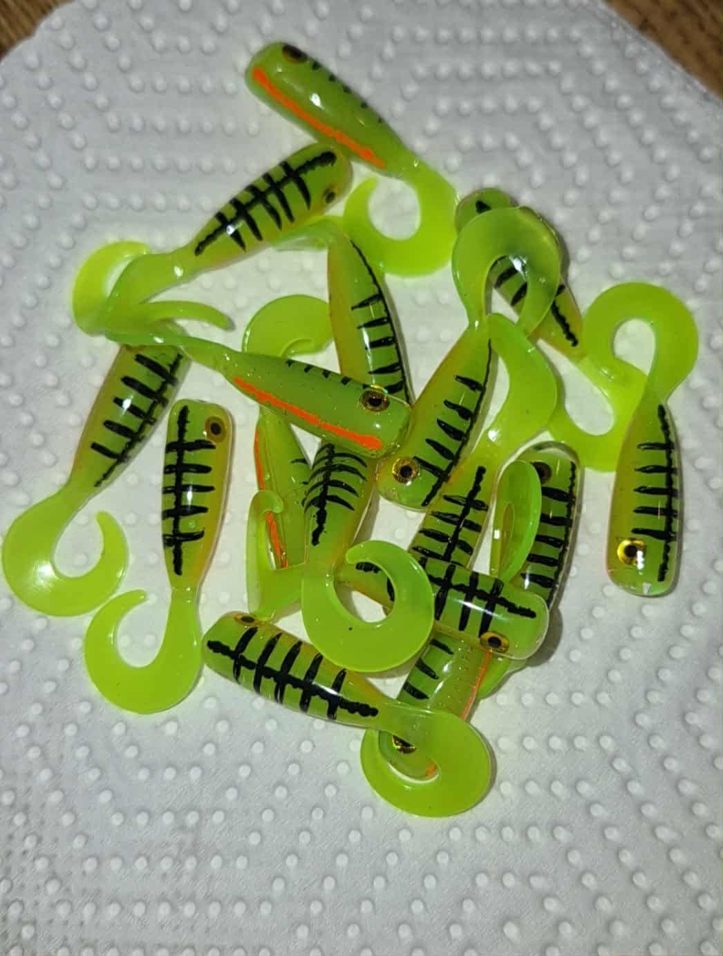 2" Wiggle tail twisters  Hand painted  16 per pack