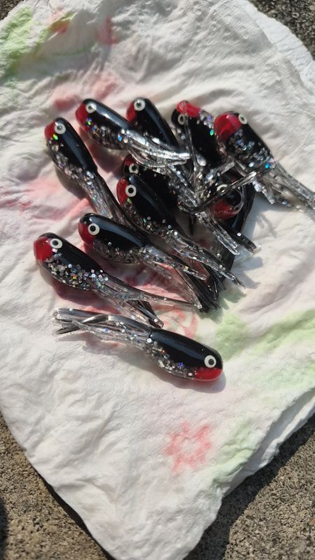 1.8" Frisky Fry  Vampire  Hollow body tube