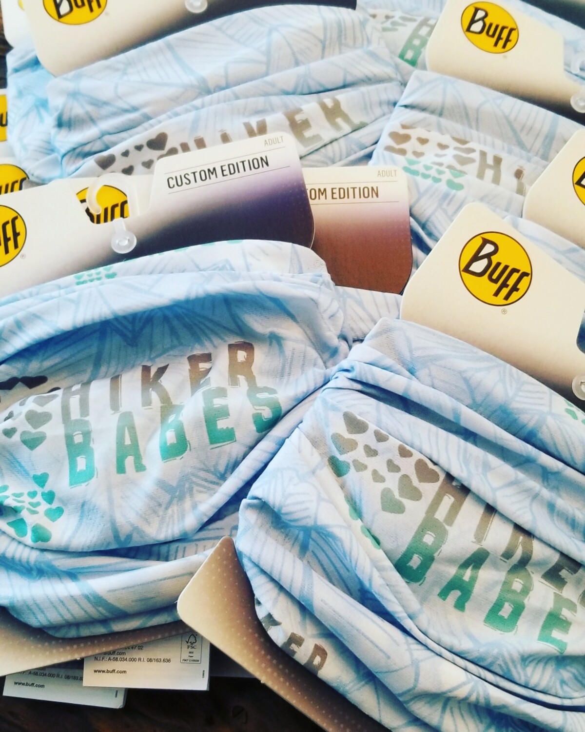 Limited Edition: HIKERBABES BUFFs