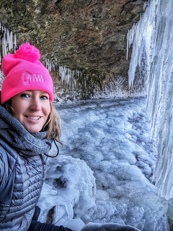 HikerBabes Pom-Pom Beanie