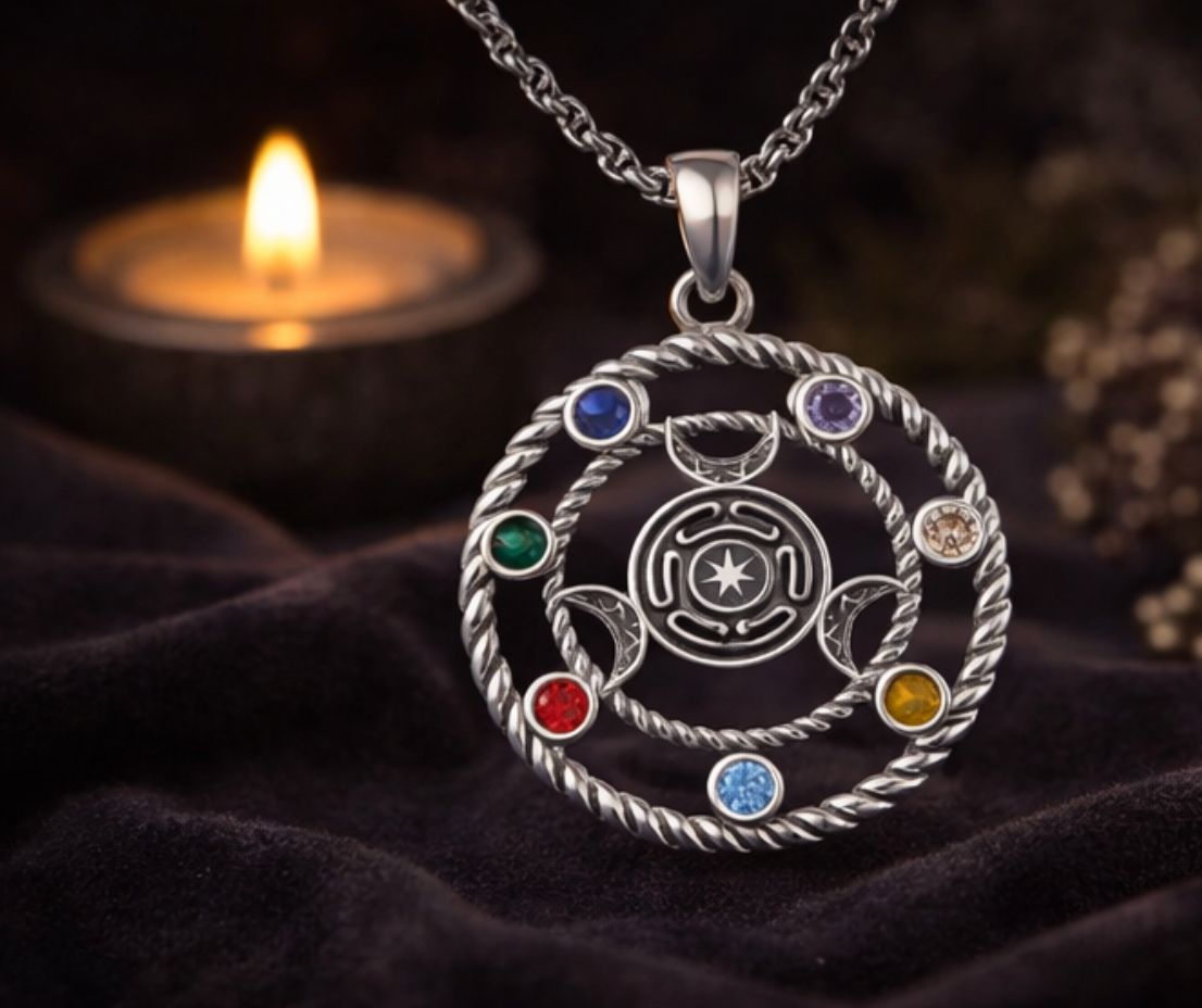 Aethera Circle Pendant - Balance / Structured