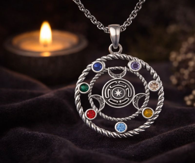 Aethera Circle Pendant - Balance / Structured