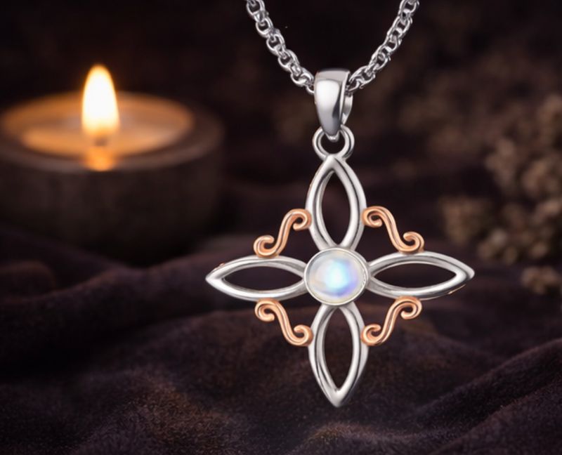 Lunelle Cross Pendant - Soft / elegant / intuitive