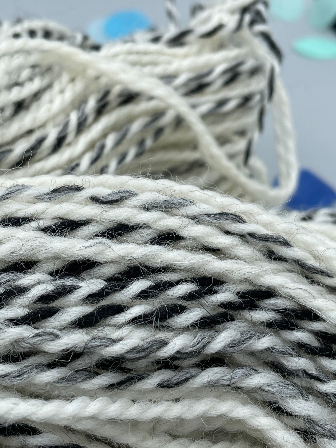 Zebra DK 2/4,5 NM Highland Wolle 225 m / 100g