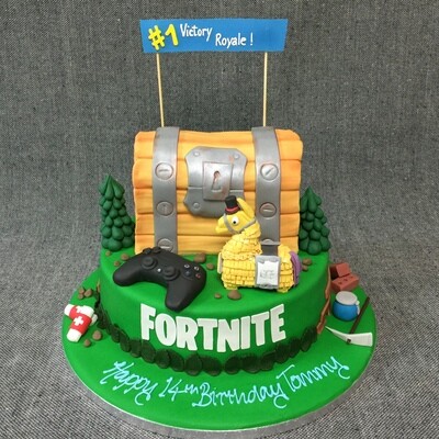 Fortnite themed cake