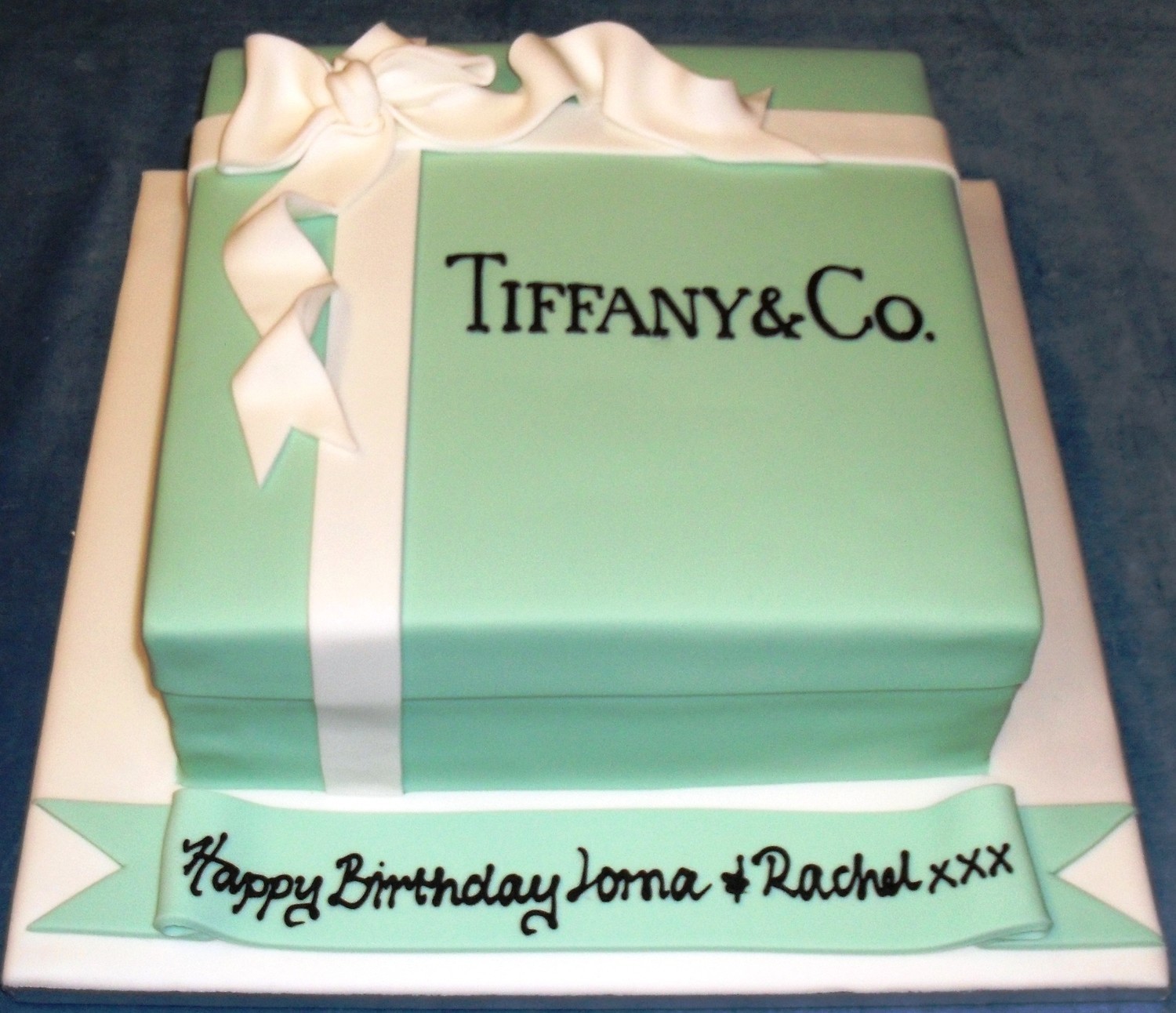 Tiffany Box 8"
