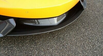 Front spoiler lip