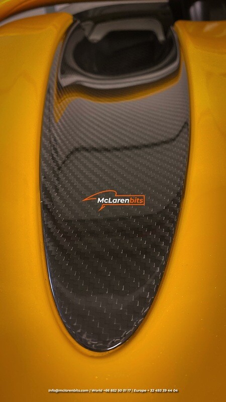 Rear air intake side wall