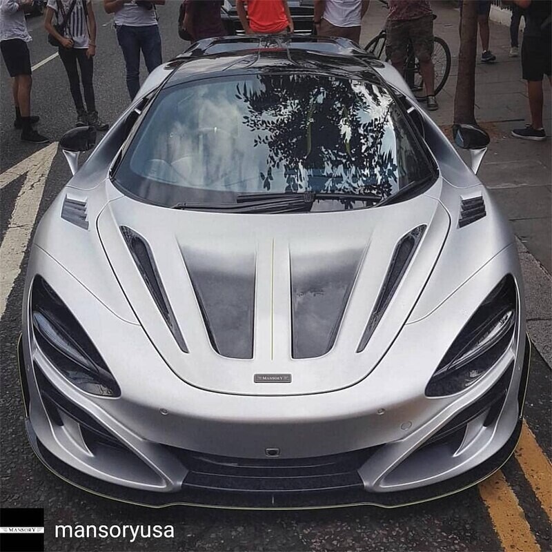 McLaren 720s Front fender with louvres (Coupe)