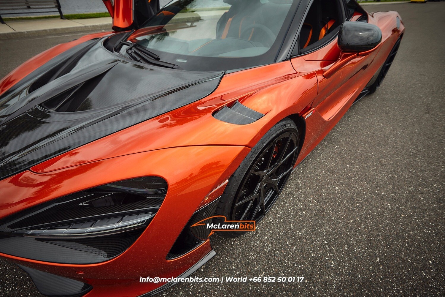 McLaren 720s Long Tail Front fender with louvres (Coupe)