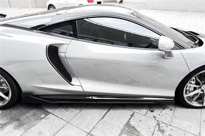 McLaren GT side skirt (add-on)