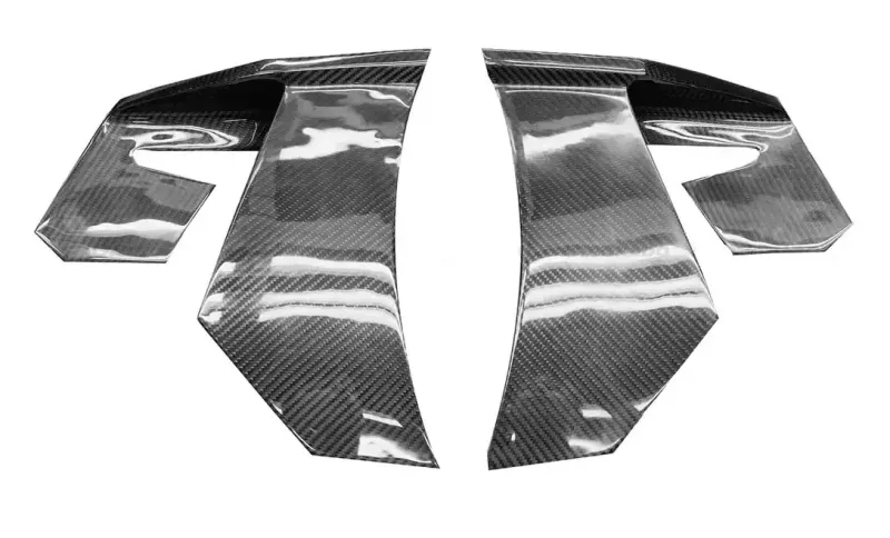 McLaren GT rear bumper side fins