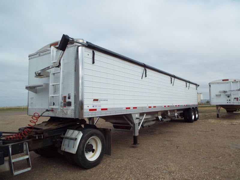 Multiple Build Slots  Available - August/September 2025 - 2026 Timpte Super Hoppers...Build to Your Specs