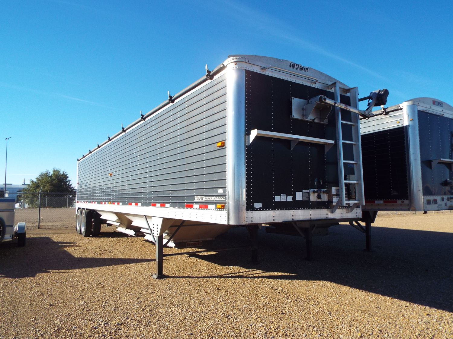 In Stock: Amarillo, TX - 2014 Timpte Hopper: 42'2 In Stock: Amarillo, TX - 2014 Timpte Hopper: 42'2" x 102 x 78 - 140693