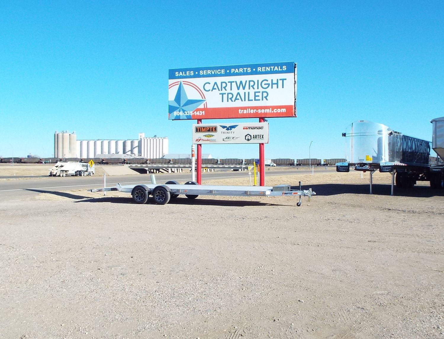 In Stock:Amarillo,TX - 2027 Timpte Motorsports Hydraulic EZ Series Trailer -10k 26 Foot Deck - TE003636