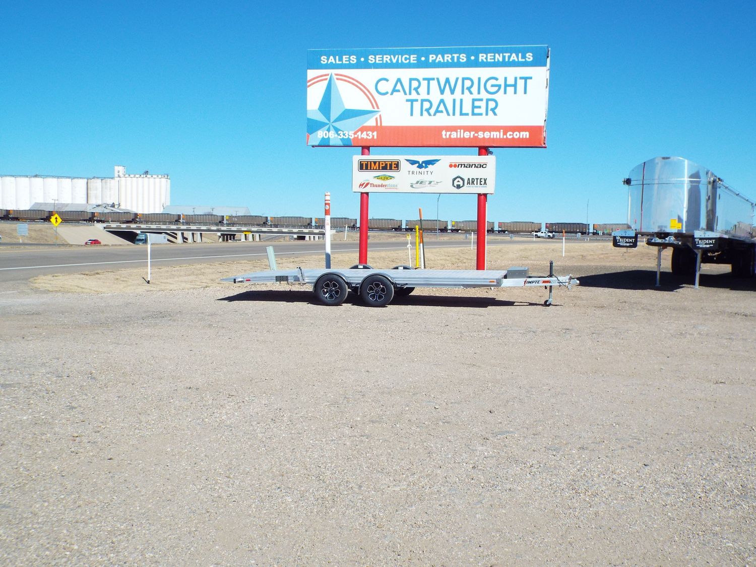 In Stock: Amarillo,TX - 2027 Timpte Hydraulic Equipment Trailer: 7K Lift Deck 720 Model-0720TSEZ R3 - TE003604 In Stock: Amarillo,TX - 2027 Timpte Hydraulic Equipment Trailer: 7K Lift Deck 720 Model-0720TSEZ R3 - TE003604