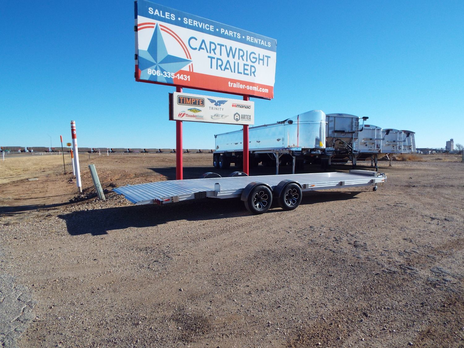 In Stock: Amarillo, TX w/Installed Options - 2027 Timpte Motorsports 1026 R3 Hydraulic EZ Series Trailer -10k 26 Foot Deck - TE003744 In Stock: Amarillo, TX w/Installed Options - 2027 Timpte Motorsports 1026 R3 Hydraulic EZ Series Trailer -10k 26 Foot Deck - TE003744